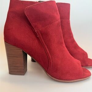 BCBGeneration Red Suede Peep-Toe Booties – New Never Worn – Size 9